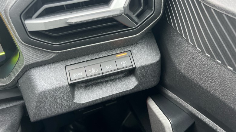 Dacia Bigster 1.8 Hybrid 155 Journey 5dr Auto Hybrid Estate